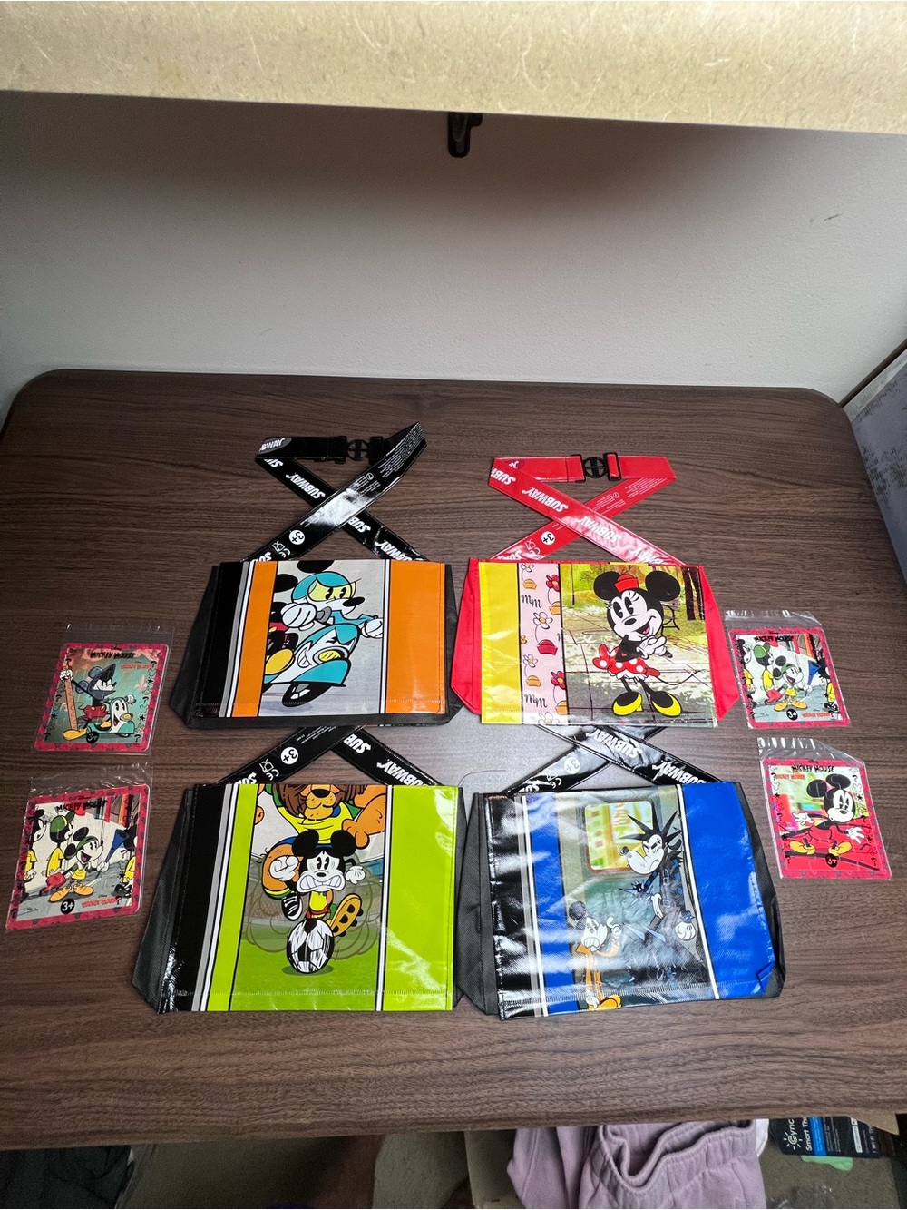 Mickey Mouse - Subway Bags and Mini Puzzles